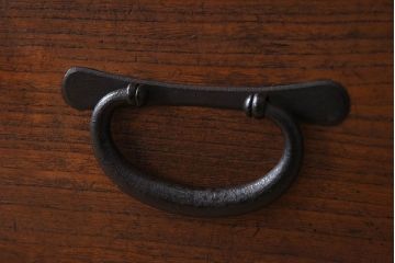 アンティーク家具　総桐材　和製アンティーク　鉄脚付き!シンプルな古い木の時代箪笥ローボード(1)