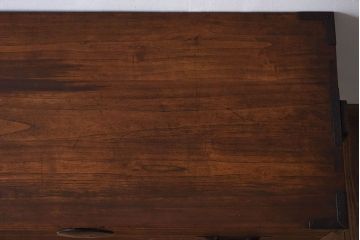 アンティーク家具　総桐材　和製アンティーク　鉄脚付き!シンプルな古い木の時代箪笥ローボード(2)