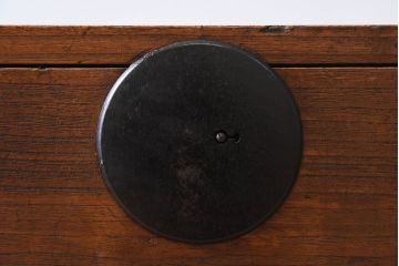 アンティーク家具　総桐材　和製アンティーク　鉄脚付き!シンプルな古い木の時代箪笥ローボード(2)