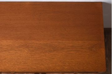 ヴィンテージ家具　G-PLAN(ジープラン)　北欧ビンテージ　チーク材　サイドキャビネット(2)