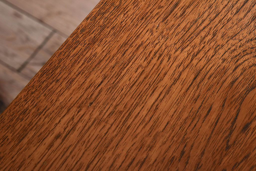 ヴィンテージ家具　G-PLAN(ジープラン)　北欧ビンテージ　チーク材　サイドキャビネット(2)