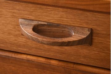 ヴィンテージ家具　G-PLAN(ジープラン)　北欧ビンテージ　チーク材　サイドキャビネット(2)