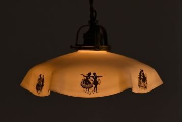 フランスアンティーク　レトロなデザインのペンダントライト(2)