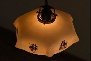 フランスアンティーク　レトロなデザインのペンダントライト(2)