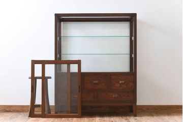アンティーク家具　脚付き!小ぶりな木製アンティークガラスケース(ショーケース)(2)
