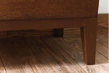 アンティーク家具　脚付き!小ぶりな木製アンティークガラスケース(ショーケース)(2)