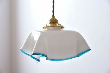 イギリスアンティーク 上品なフリルシェードのペンダントライト(天井照明)(2)