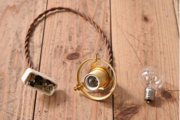 フランスアンティーク　すりガラスシェードのペンダントライト(天井照明)