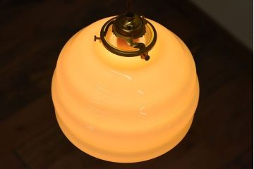 フランスアンティーク　被せガラスシェードのペンダントライト(天井照明)