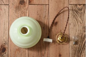 フランスアンティーク　被せガラスシェードのペンダントライト(天井照明)