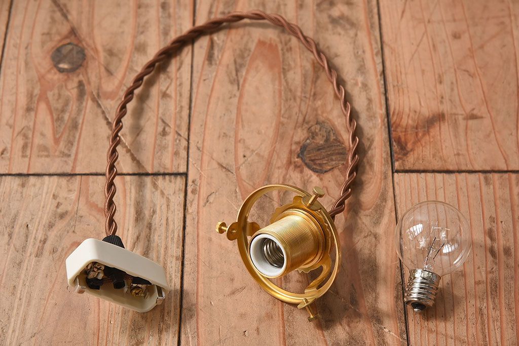 フランスアンティーク　被せガラスシェードのペンダントライト(天井照明)