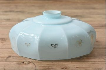 フランスアンティーク　レトロな被せガラスのペンダントライト