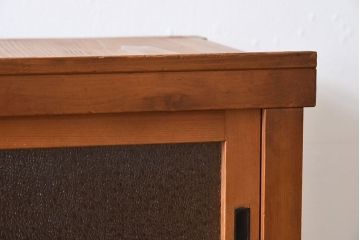 アンティーク家具　三尺　ダイヤガラス引き戸!前檜材製　古い木のアンティーク収納棚(水屋箪笥)