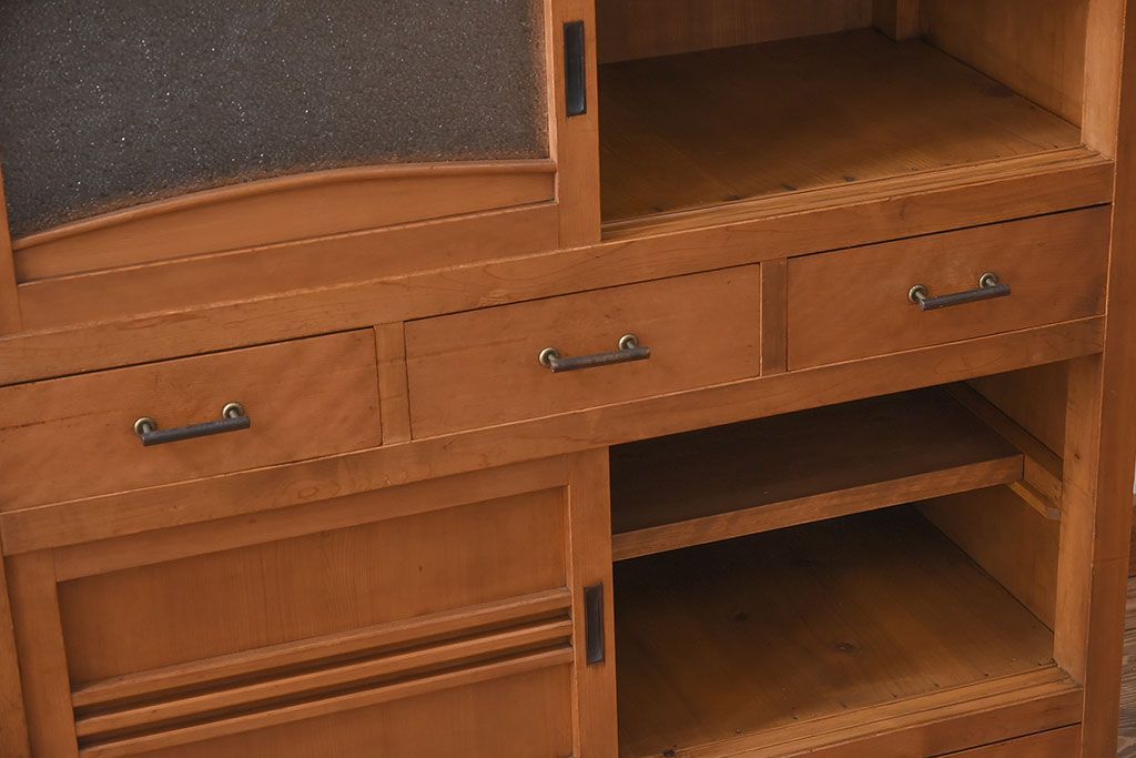 アンティーク家具　三尺　ダイヤガラス引き戸!前檜材製　古い木のアンティーク収納棚(水屋箪笥)