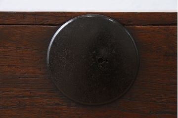 アンティーク家具　和製アンティーク　前面桐材!シンプルな丸金具の時代箪笥ローボード(衣装箪笥)(2)