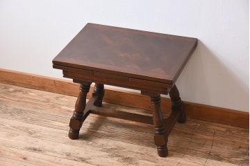 アンティーク家具　パーケット天板!フランスアンティークの小さなエクステンションテーブル
