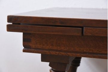 アンティーク家具　パーケット天板!フランスアンティークの小さなエクステンションテーブル