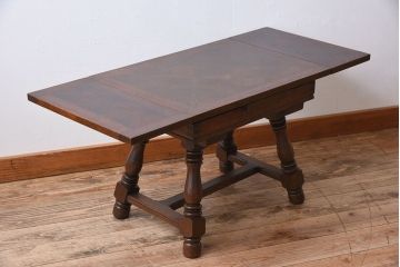 アンティーク家具　パーケット天板!フランスアンティークの小さなエクステンションテーブル