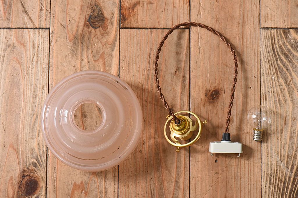 フランスアンティーク　すりガラスシェードのペンダントライト(天井照明)(1)