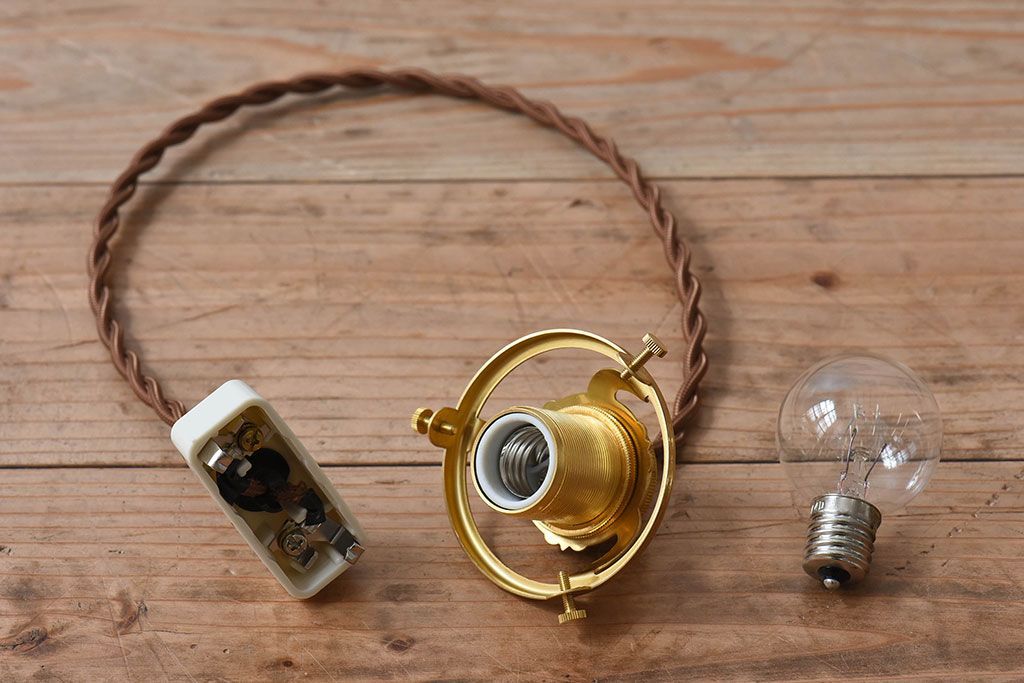 フランスアンティーク　すりガラスシェードのペンダントライト(天井照明)(2)