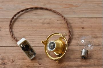 フランスアンティーク　すりガラスシェードのペンダントライト(天井照明)(2)