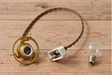 フランスアンティーク　レトロなデザインのペンダントライト(1)