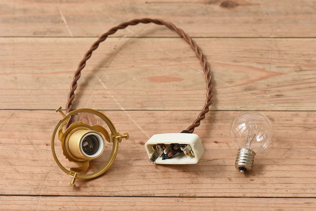 フランスアンティーク　上品なフリルシェードのペンダントライト(天井照明)(3)