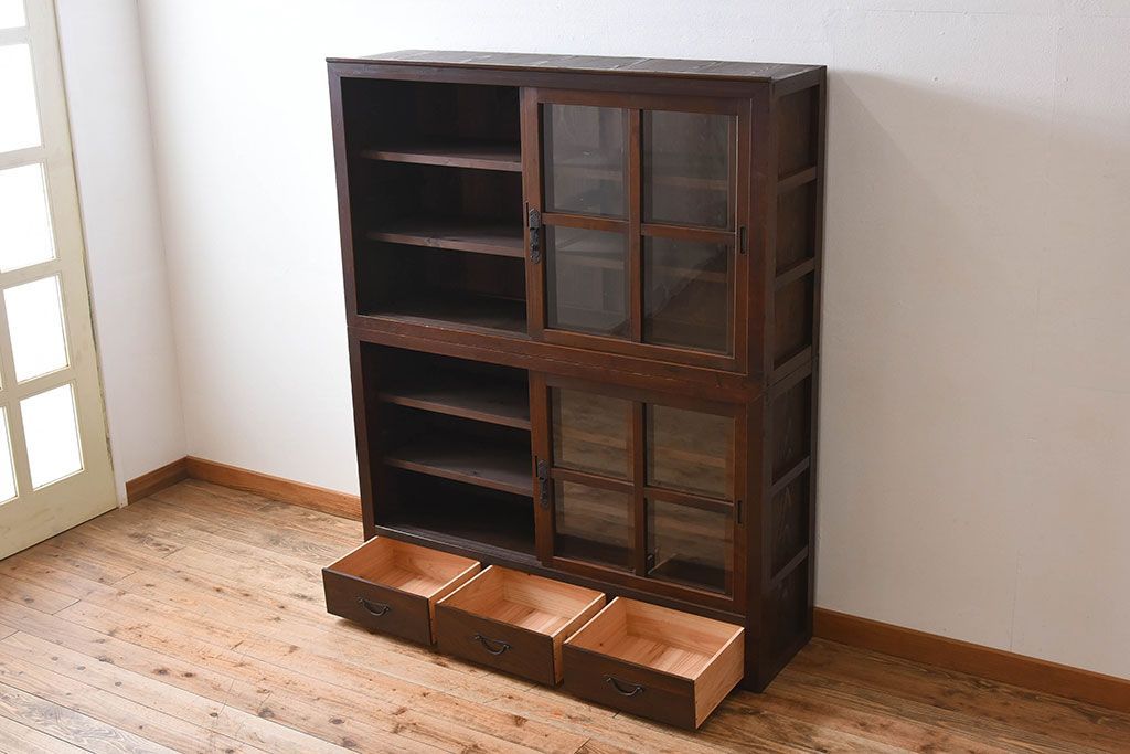 アンティーク家具　前面檜材製　和製アンティーク　ガラス引き戸!古い木の重ね収納棚