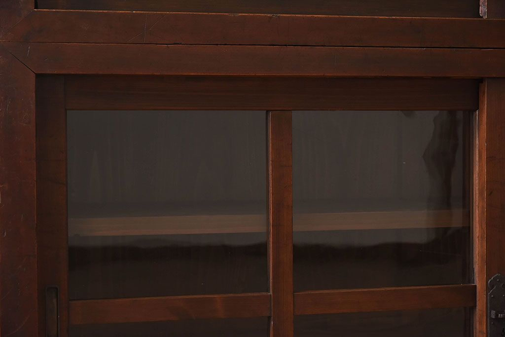 アンティーク家具　前面檜材製　和製アンティーク　ガラス引き戸!古い木の重ね収納棚