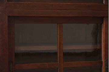 アンティーク家具　前面檜材製　和製アンティーク　ガラス引き戸!古い木の重ね収納棚