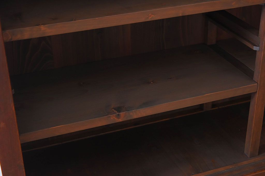 アンティーク家具　前面檜材製　和製アンティーク　ガラス引き戸!古い木の重ね収納棚