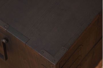 アンティーク家具　前面桐材製　明治期!アンティークの観音箪笥ローボード