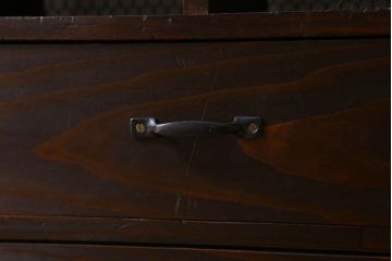 アンティーク家具　特大サイズ　引き出し・戸棚付き!古い木のマス目収納棚(収納棚、飾り棚)