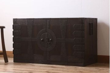 アンティーク家具　総桐材製　明治期!アンティークの観音箪笥ローボード(桐箪笥、桐たんす)