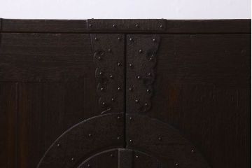 アンティーク家具　総桐材製　明治期!アンティークの観音箪笥ローボード(桐箪笥、桐たんす)