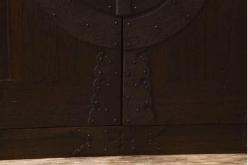 アンティーク家具　総桐材製　明治期!アンティークの観音箪笥ローボード(桐箪笥、桐たんす)