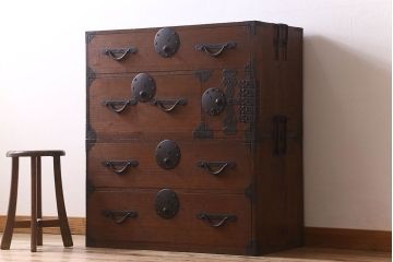 アンティーク家具　総桐材　和製アンティーク　上手物　二段重ね時代箪笥(衣装箪笥、桐箪笥、桐たんす)