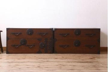 アンティーク家具　総桐材　和製アンティーク　上手物　二段重ね時代箪笥(衣装箪笥、桐箪笥、桐たんす)