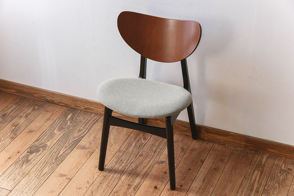 ヴィンテージ家具　G-PLAN(ジープラン)　北欧ビンテージ　バタフライチェア(ダイニングチェア)(2)