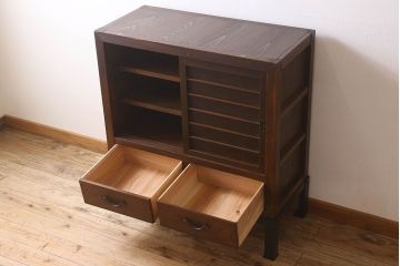 アンティーク家具　古民具・骨董　明治期　重厚な鉄脚付き!三尺　水屋箪笥サイドボード(3)