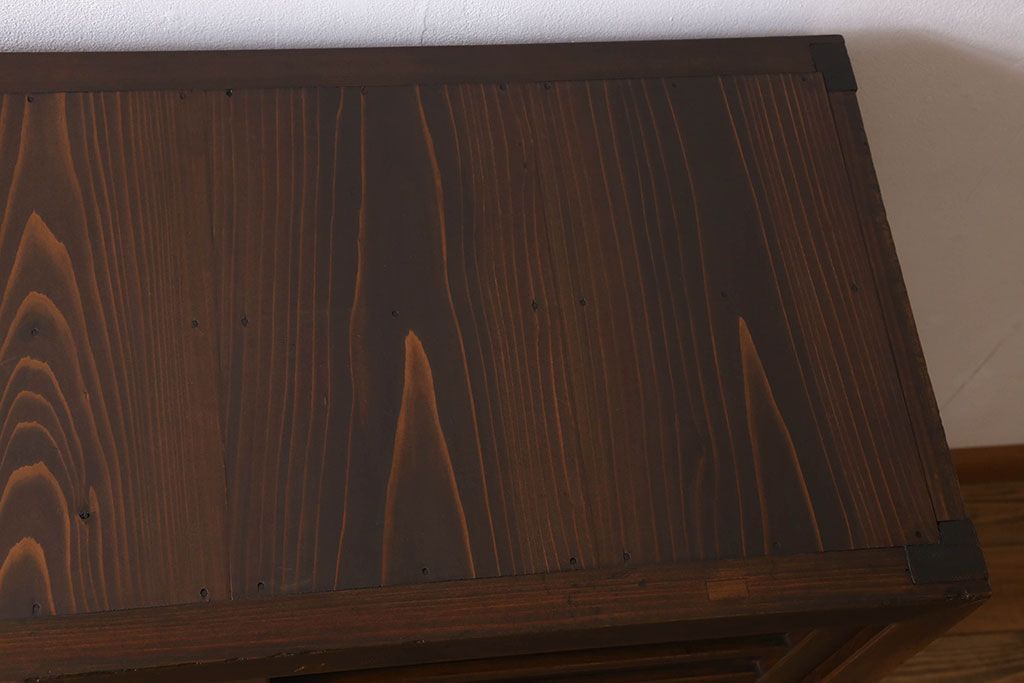 アンティーク家具　古民具・骨董　明治期　重厚な鉄脚付き!三尺　水屋箪笥サイドボード(3)