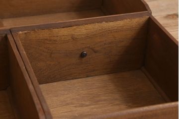 アンティーク家具　アールデコ　オーク材製　イギリスアンティーク　チェスト
