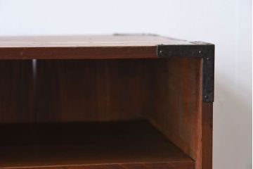 アンティーク家具　明治大正期　古い檜材の小ぶりでシンプルなアンティーク収納棚