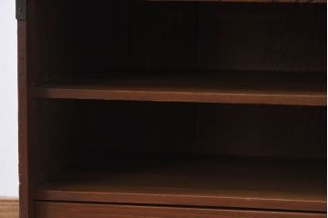 アンティーク家具　明治大正期　古い檜材の小ぶりでシンプルなアンティーク収納棚