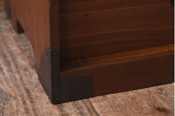 アンティーク家具　明治大正期　古い檜材の小ぶりでシンプルなアンティーク収納棚