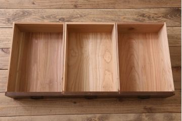 アンティーク家具　古民具・骨董　明治大正期　重厚な鉄脚付き!三尺　水屋箪笥サイドボード