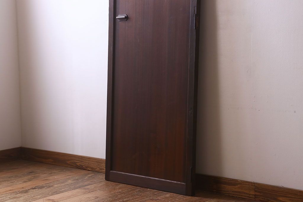 アンティーク　柾目の美しい上品な板戸ドア(扉)