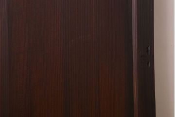 アンティーク　柾目の美しい上品な板戸ドア(扉)