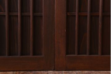 格子デザイン　古民具・骨董　古い木製の板戸2枚セット(窓)(1)