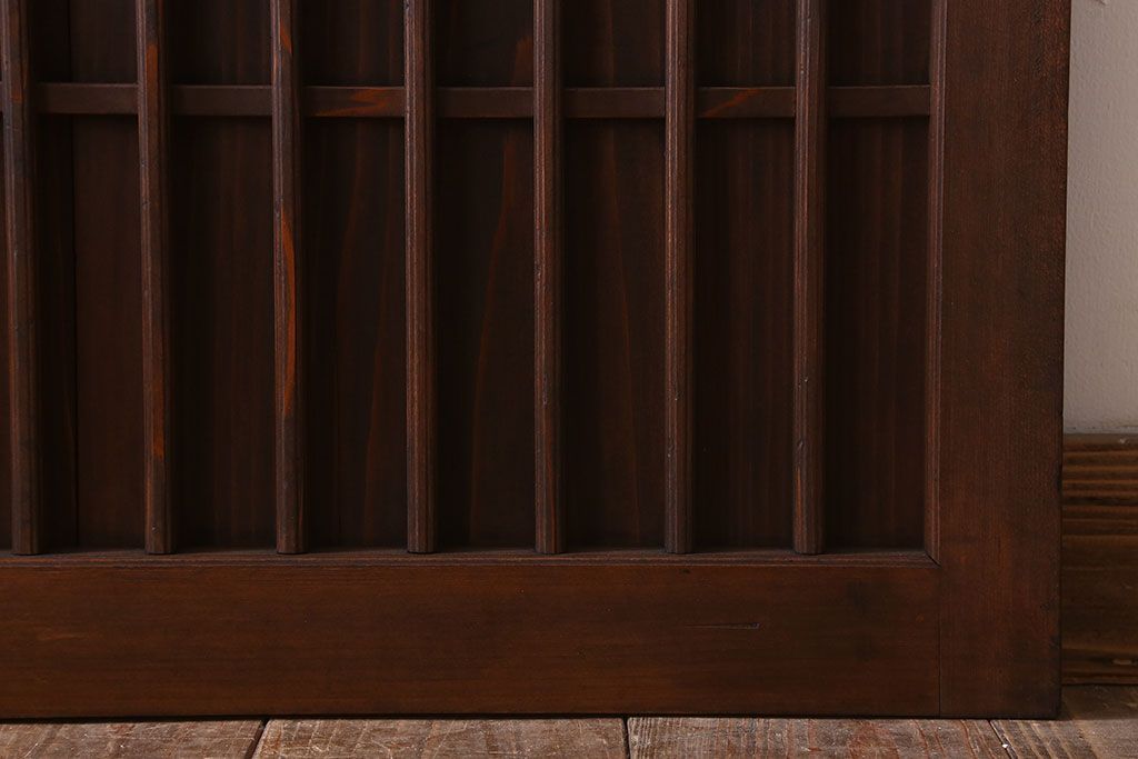 格子デザイン　古民具・骨董　古い木製の板戸2枚セット(窓)(1)